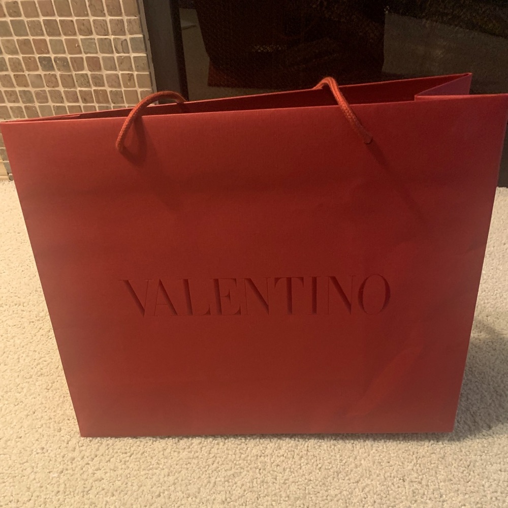 Valentino Shopping Bag 🛍